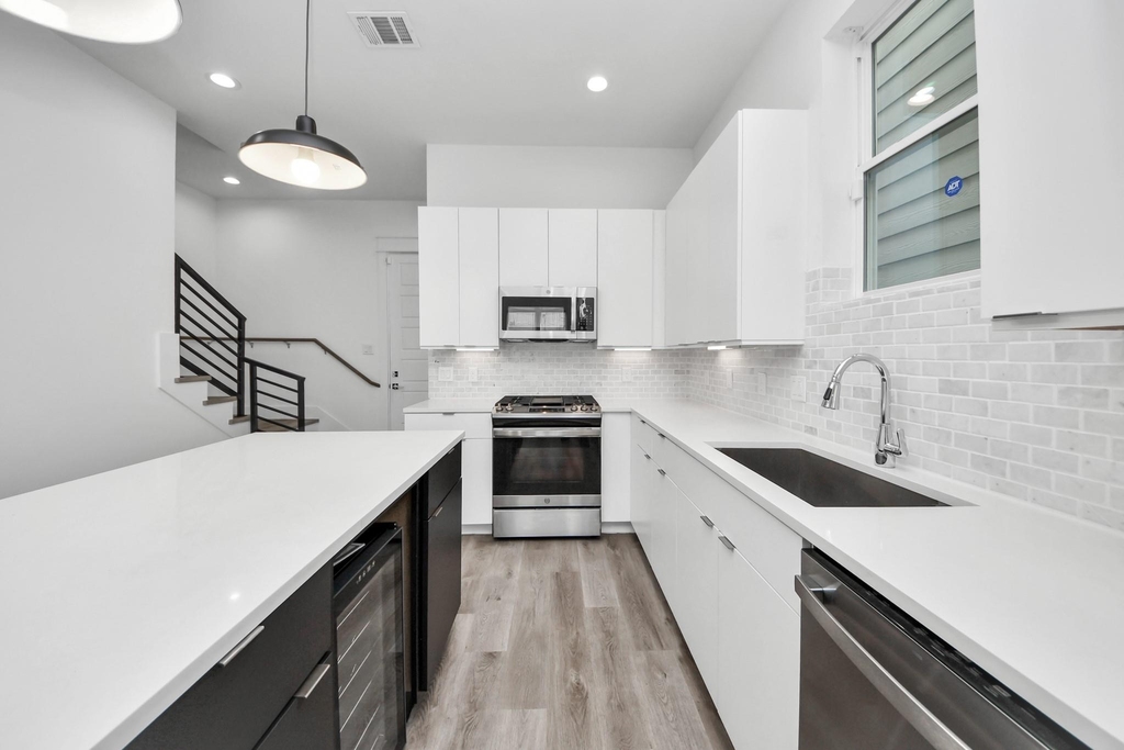 5402 Margarita Street - Photo 8