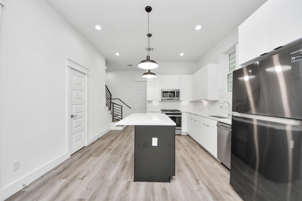 5402 Margarita Street - Photo 7