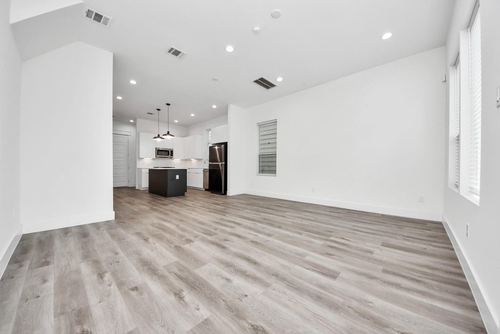 5402 Margarita Street - Photo 13