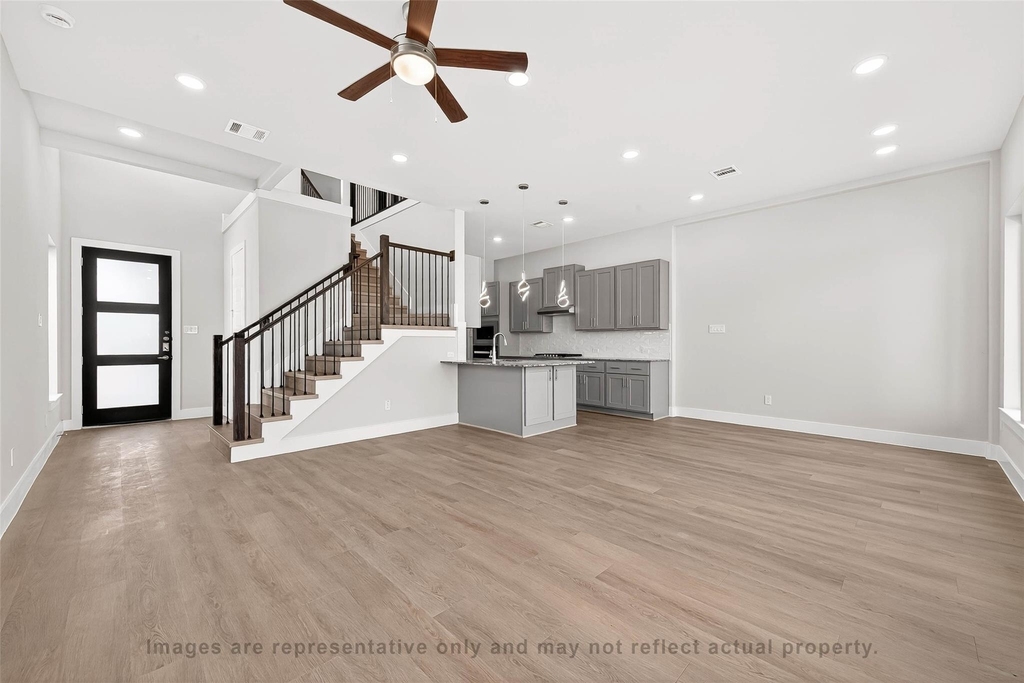10719 Mason Rd - Photo 2