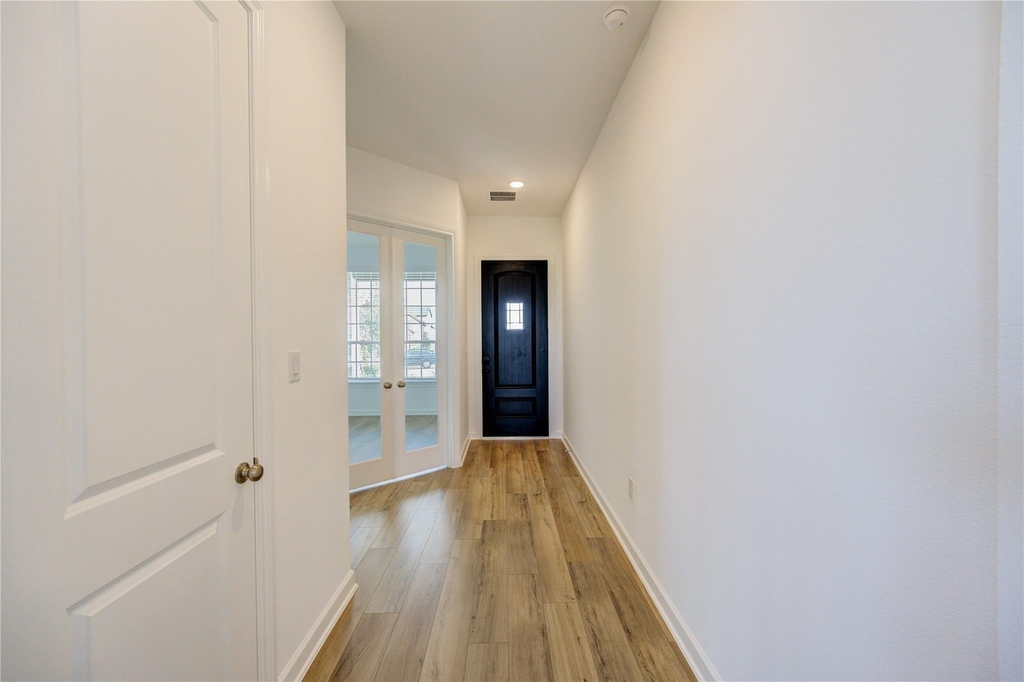 25326 Loch Doon Drive - Photo 4
