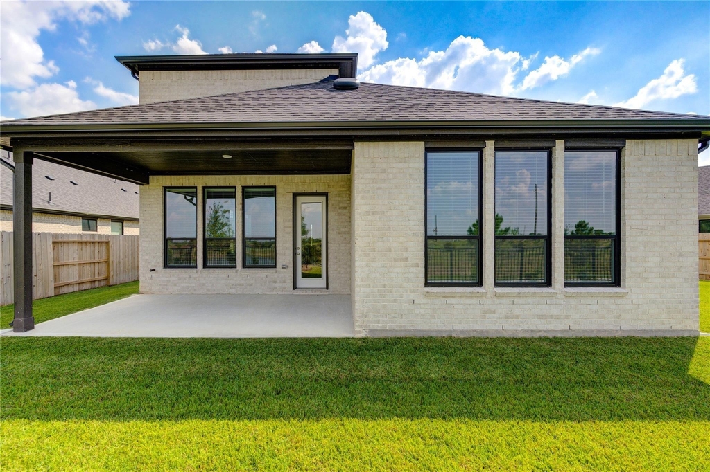 25326 Loch Doon Drive - Photo 36