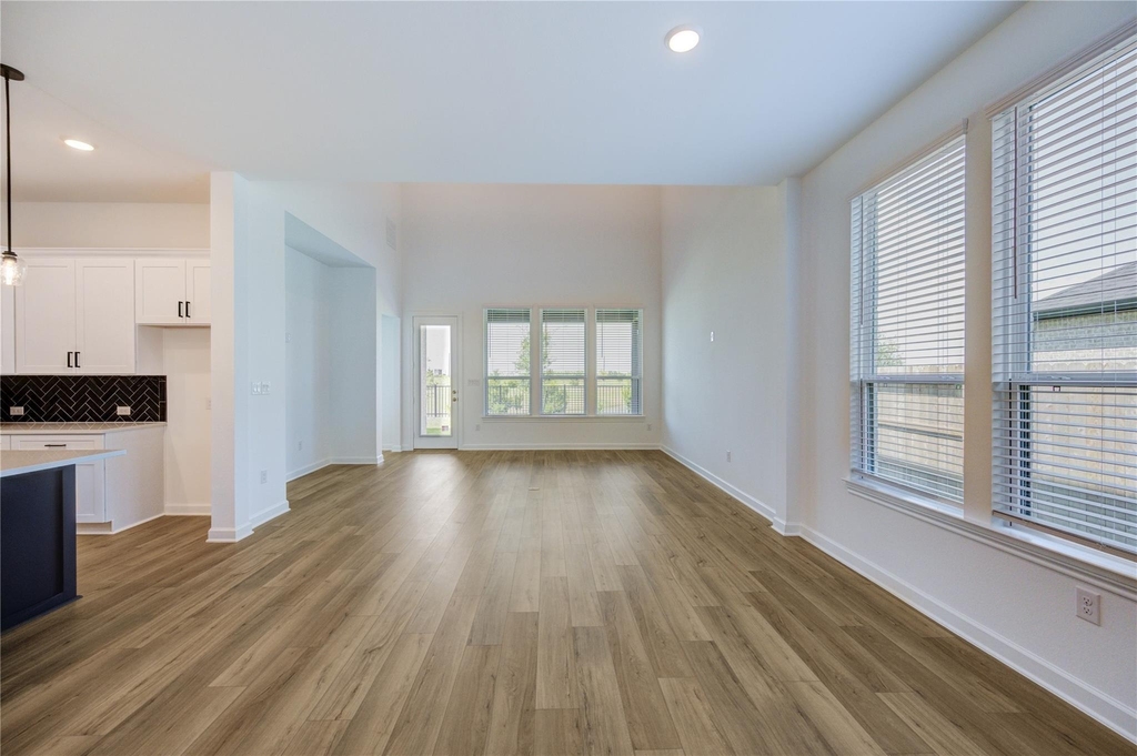 25326 Loch Doon Drive - Photo 39