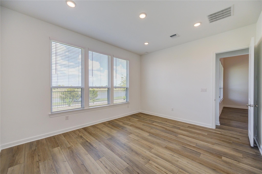 25326 Loch Doon Drive - Photo 20