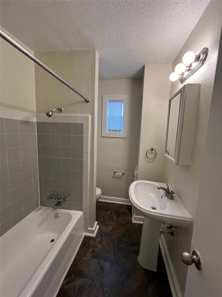 5415 Scott Street - Photo 10