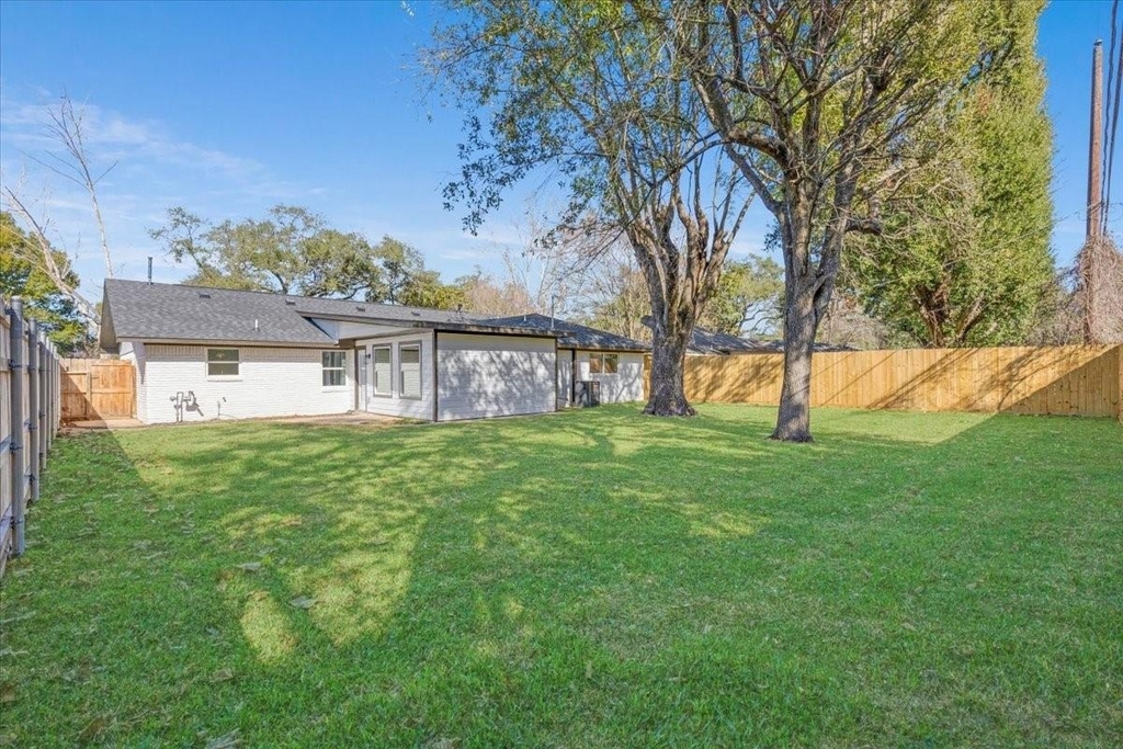 9603 Emnora Lane - Photo 20