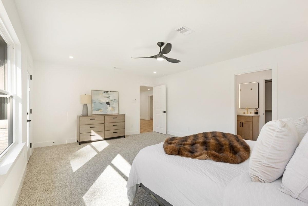 9603 Emnora Lane - Photo 10