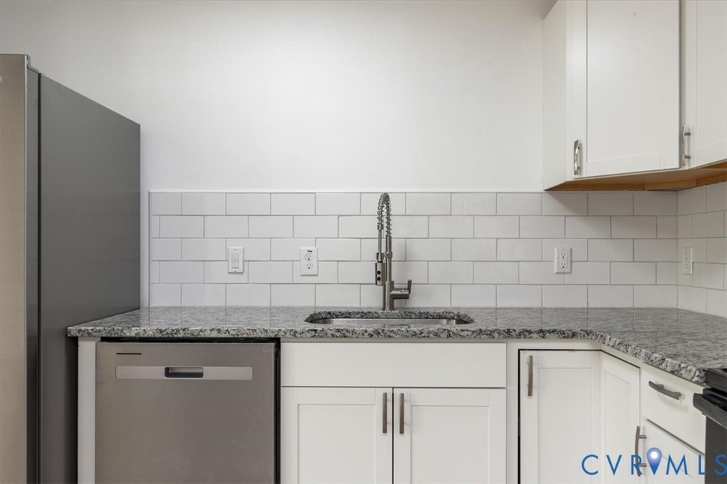 1806 Sussex Street - Photo 16