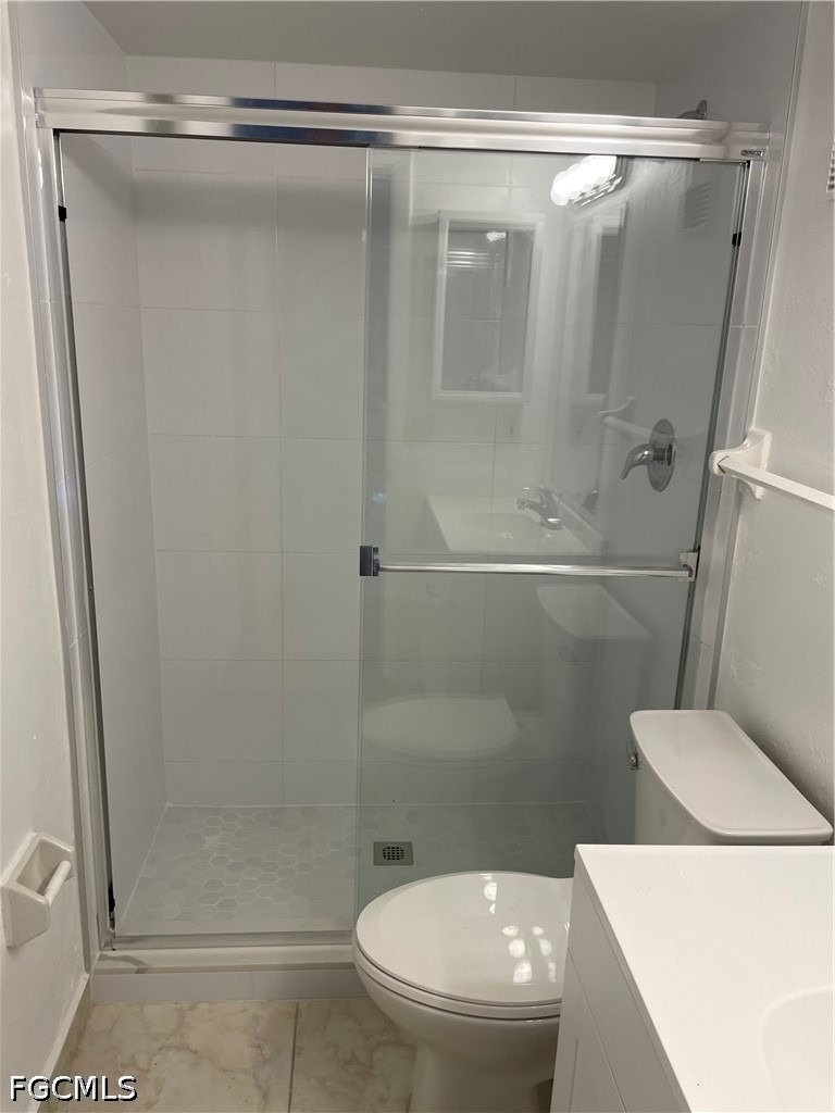 4906 Victoria Drive - Photo 20