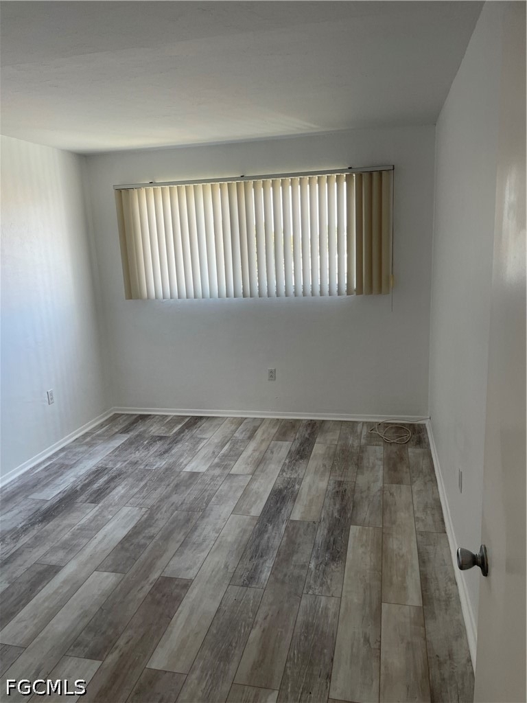 4906 Victoria Drive - Photo 11
