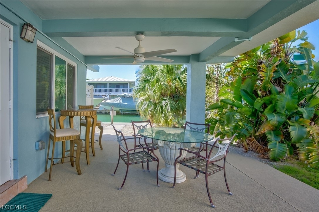 280 Airport Drive S - Photo 13