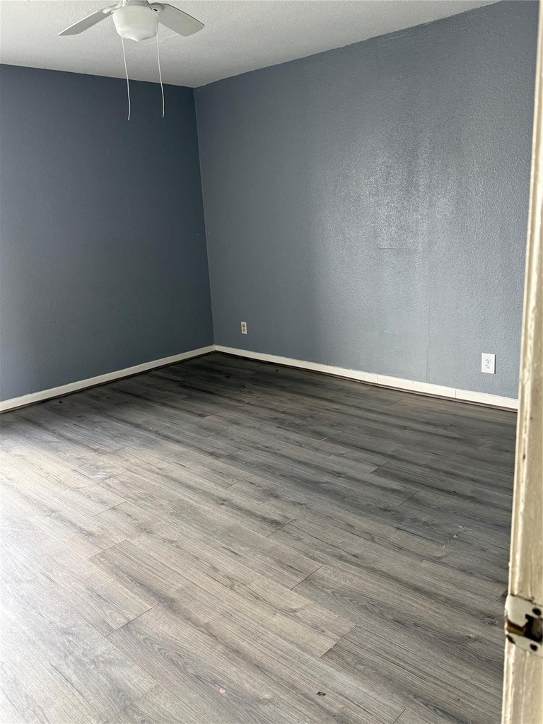6201 Ranchester Drive - Photo 5