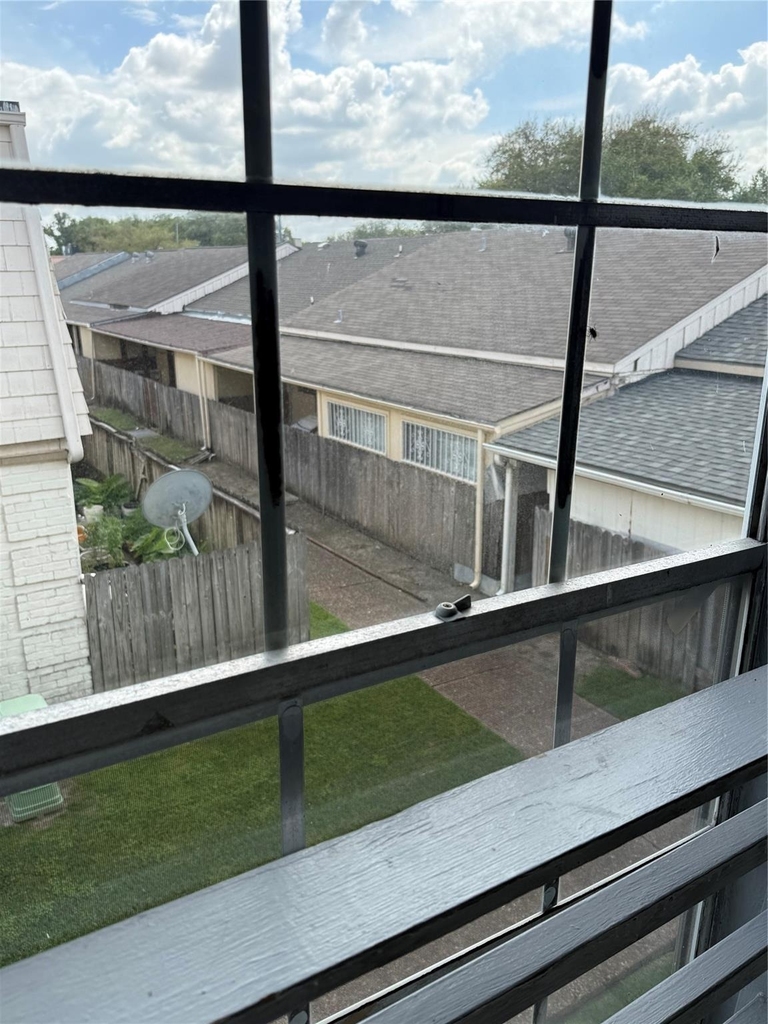6201 Ranchester Drive - Photo 2
