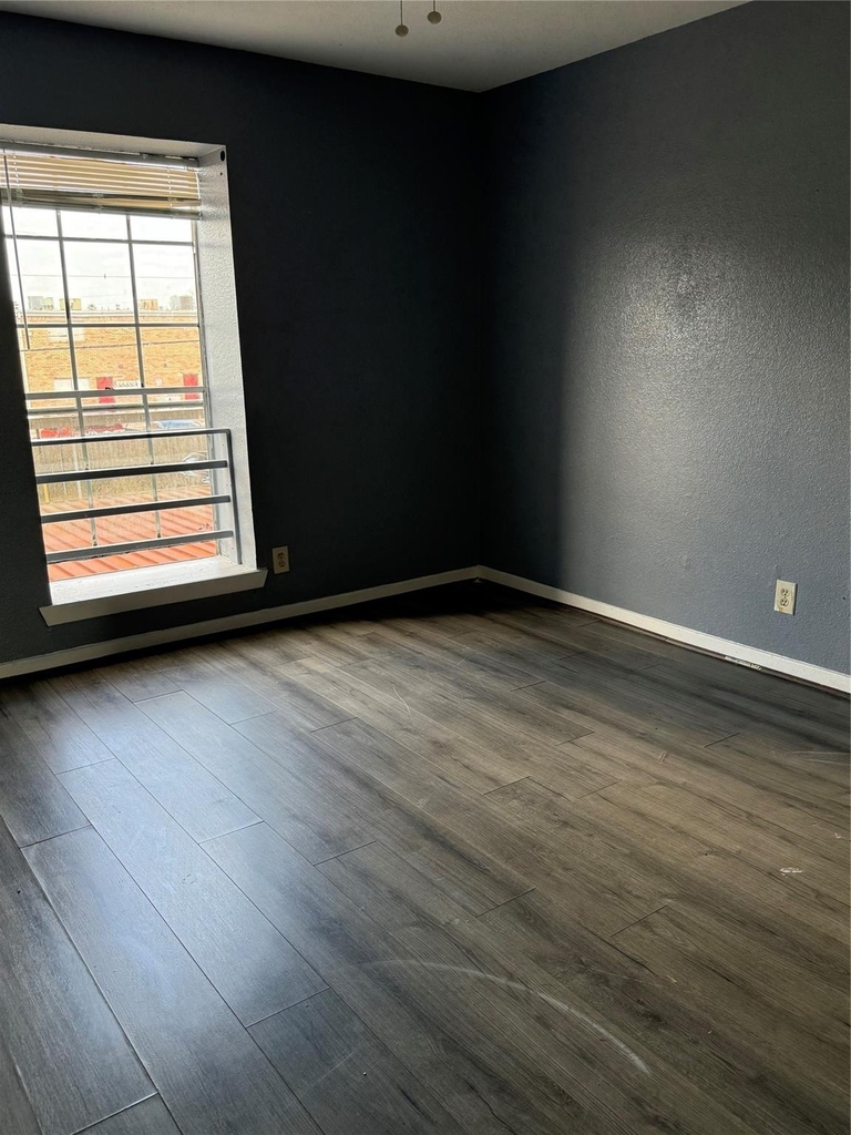 6201 Ranchester Drive - Photo 4