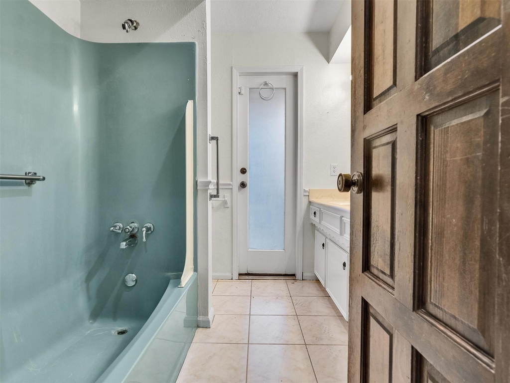 8 Shadowood Street - Photo 23