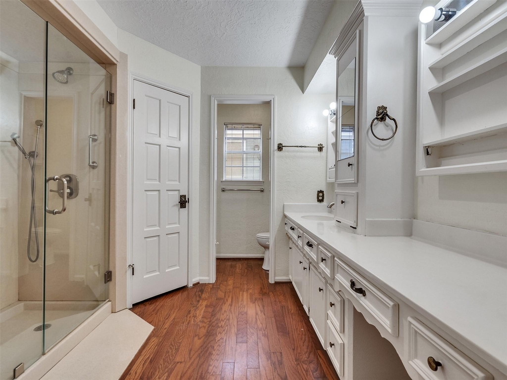 8 Shadowood Street - Photo 17