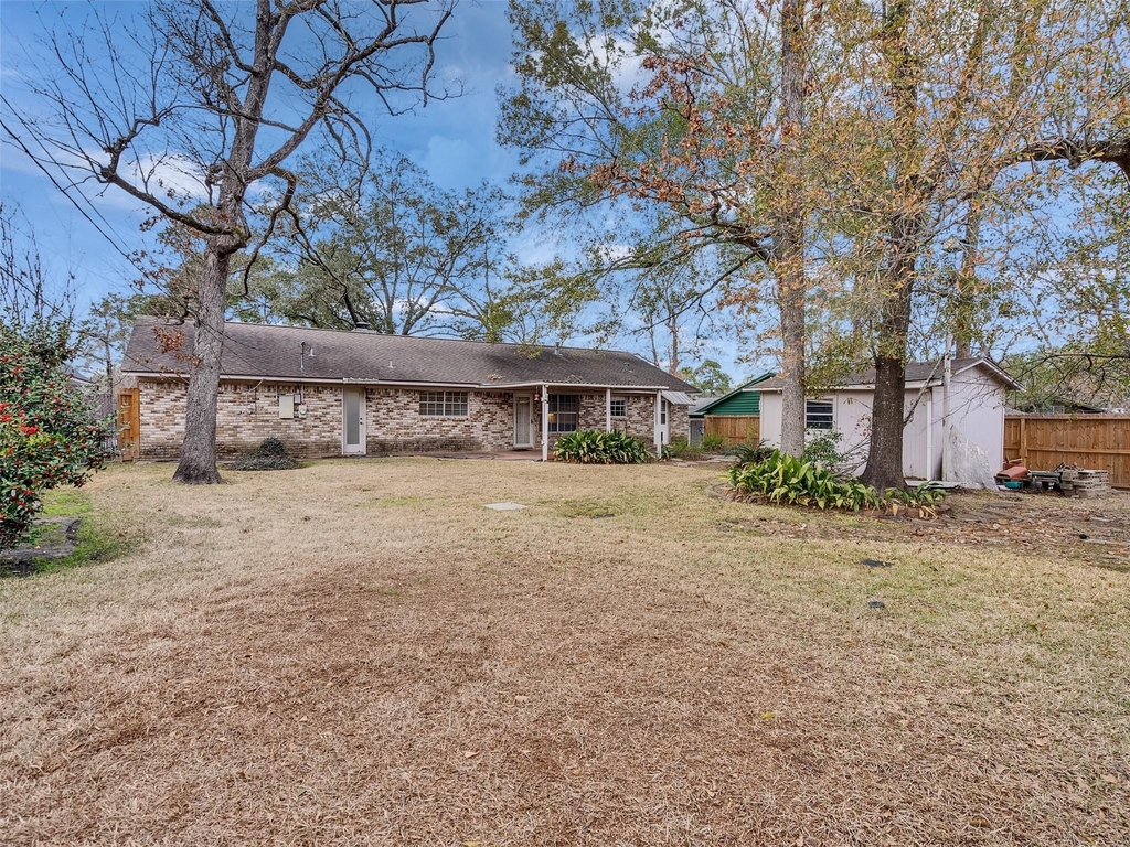 8 Shadowood Street - Photo 28