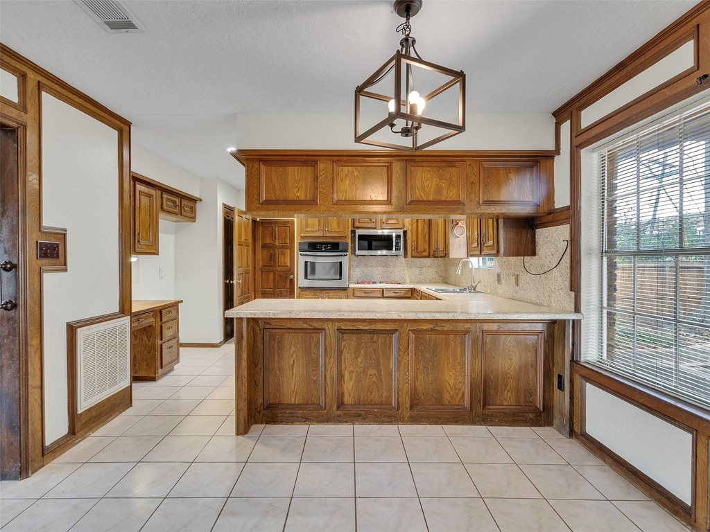 8 Shadowood Street - Photo 10