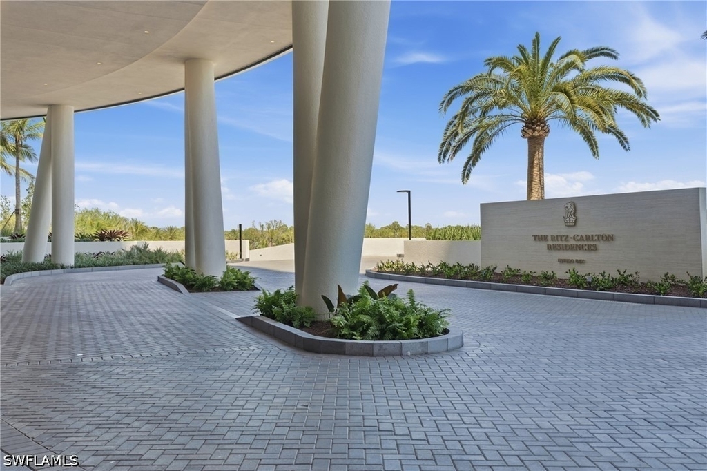 5100 Seagrass Boulevard - Photo 2