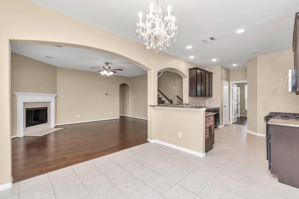 3734 E Briarlilly Park Circle - Photo 11