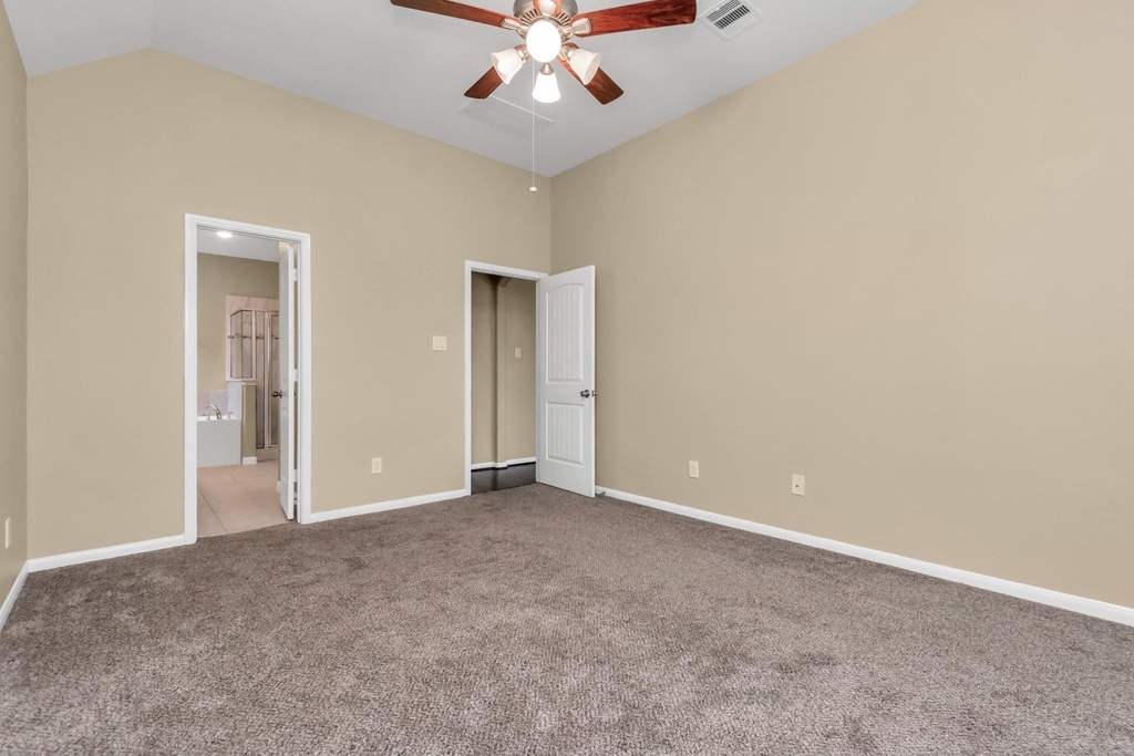 3734 E Briarlilly Park Circle - Photo 17
