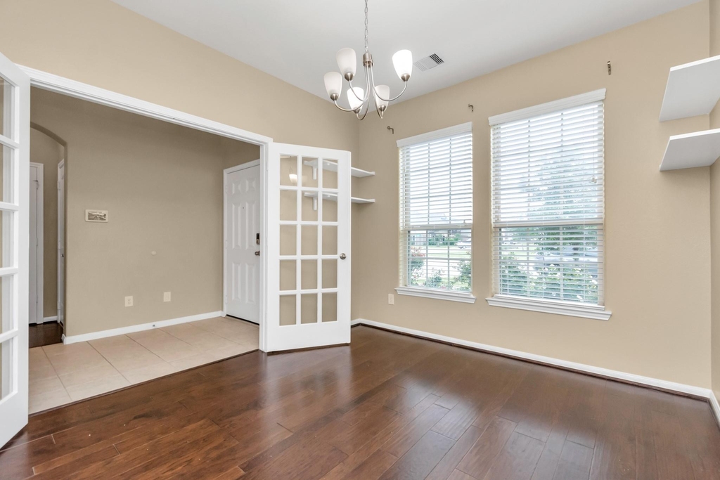 3734 E Briarlilly Park Circle - Photo 3