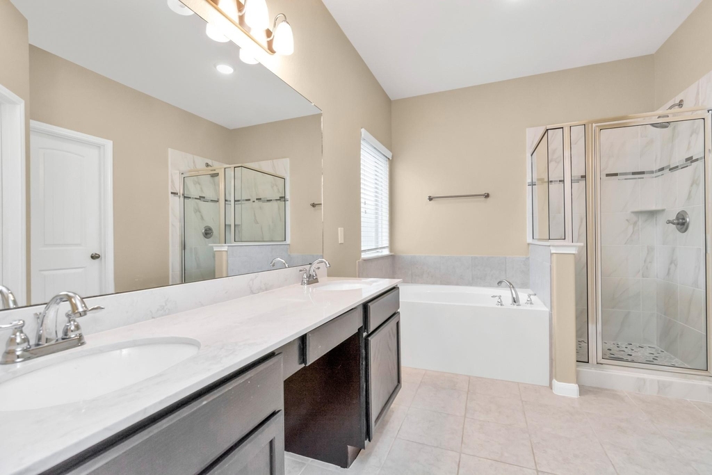 3734 E Briarlilly Park Circle - Photo 22