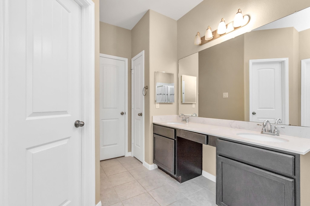 3734 E Briarlilly Park Circle - Photo 20