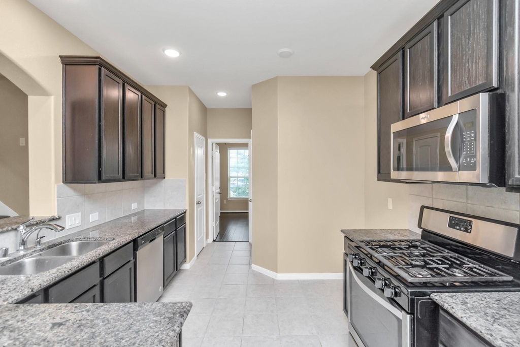 3734 E Briarlilly Park Circle - Photo 12