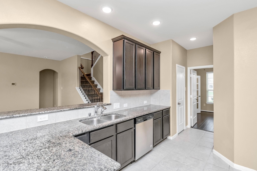 3734 E Briarlilly Park Circle - Photo 13