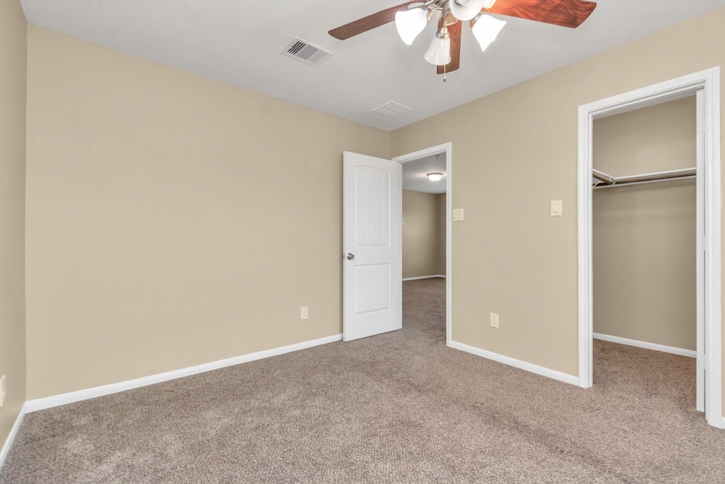 3734 E Briarlilly Park Circle - Photo 27