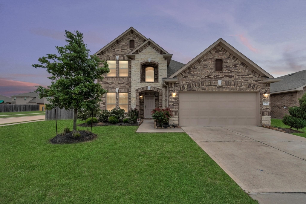 3734 E Briarlilly Park Circle - Photo 0
