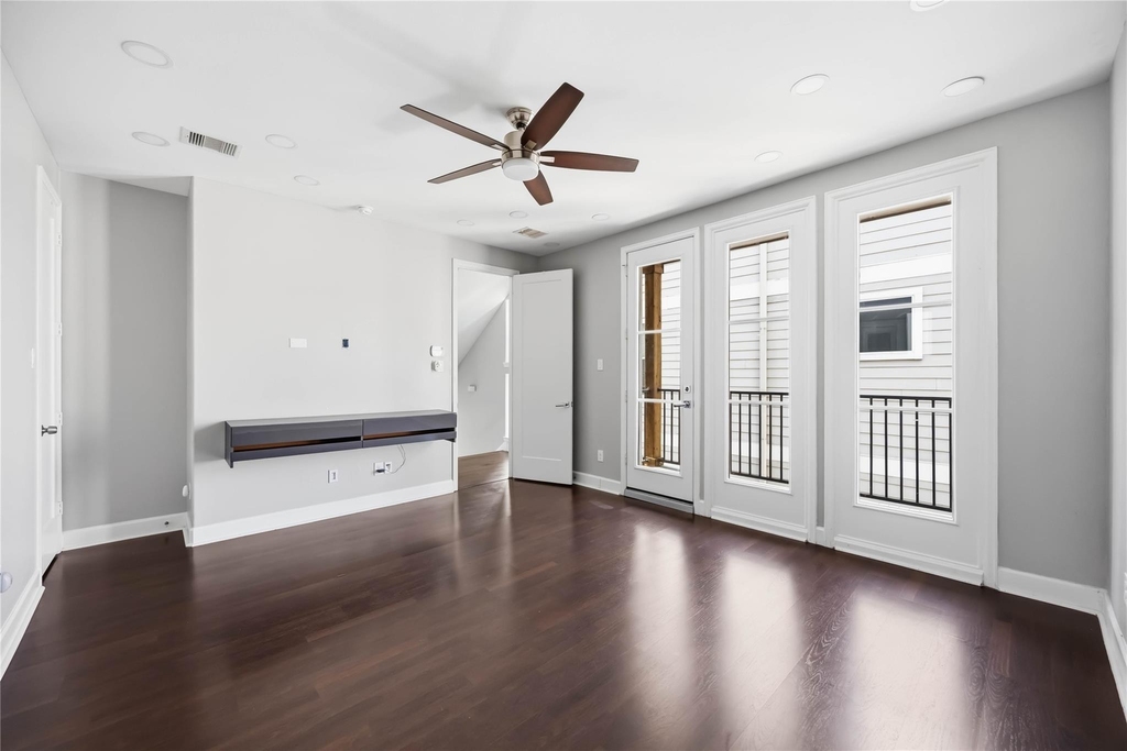 708 Schwartz Street - Photo 6
