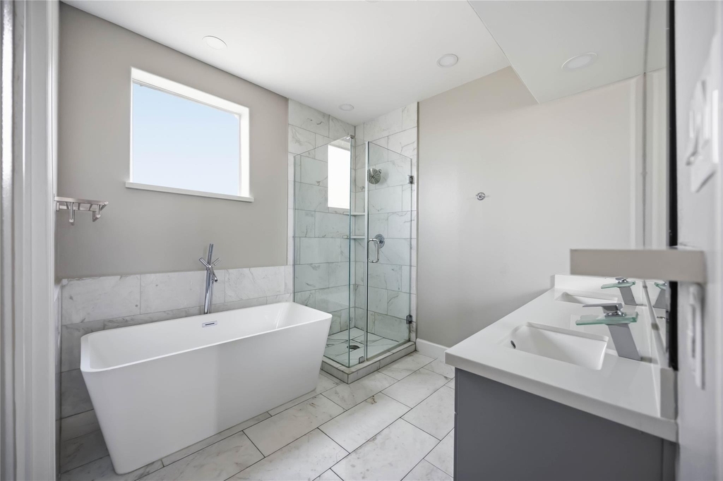 708 Schwartz Street - Photo 5