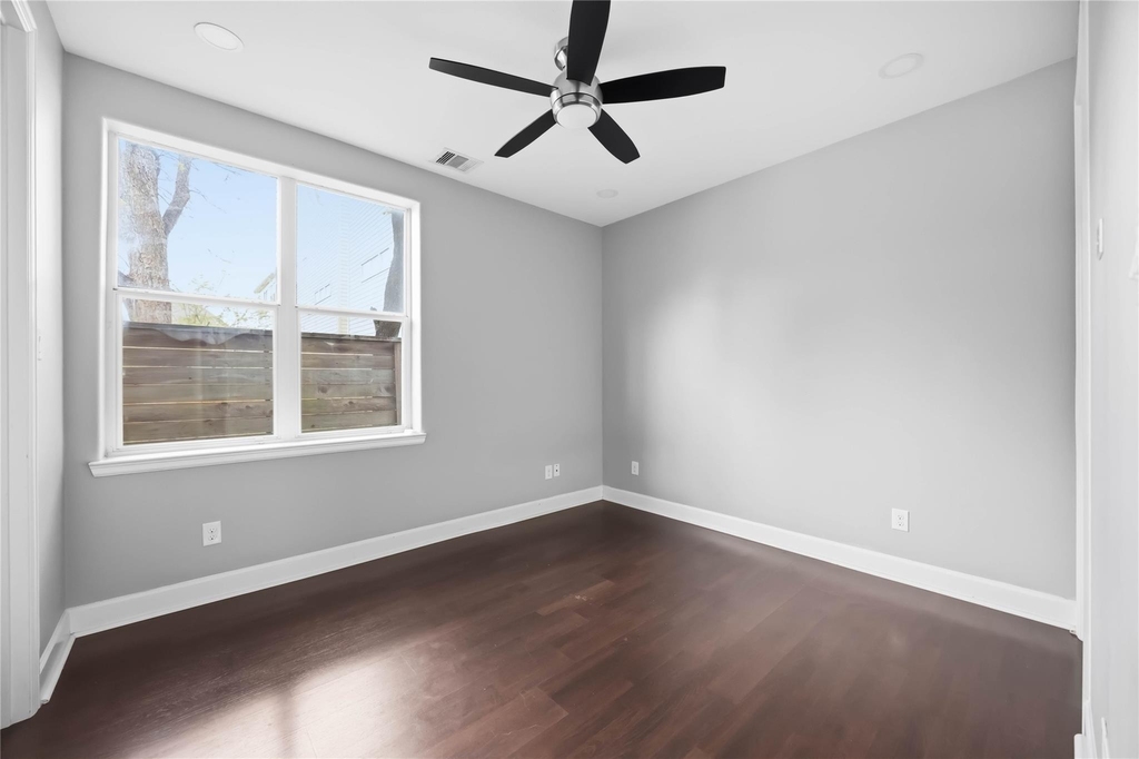 708 Schwartz Street - Photo 21