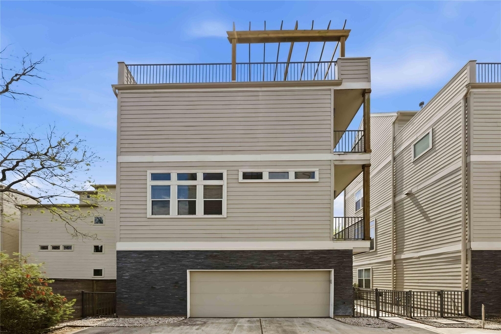 708 Schwartz Street - Photo 1