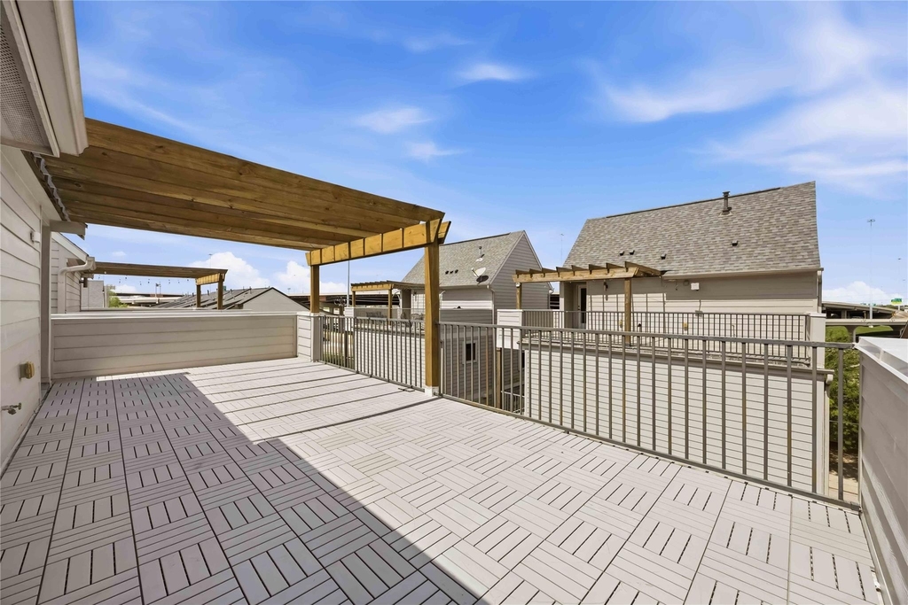 708 Schwartz Street - Photo 0