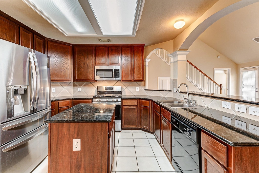 22119 Cassini Court - Photo 10