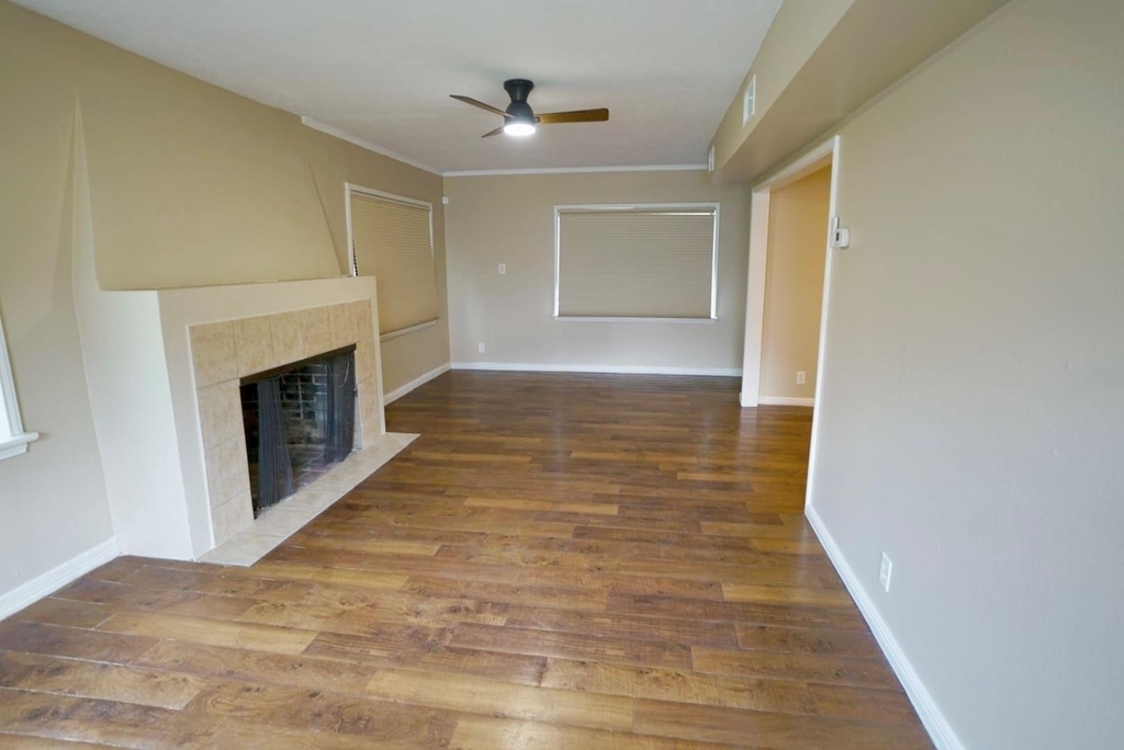 3309 Lawrence Street - Photo 1