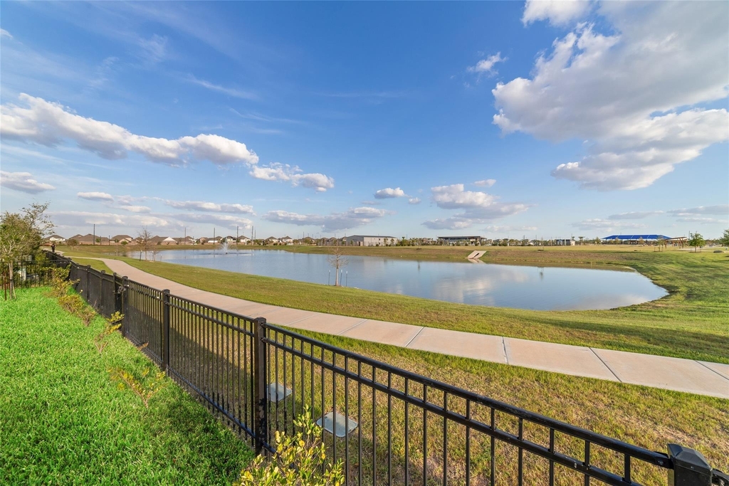 720 Lake Lacosta Drive - Photo 33