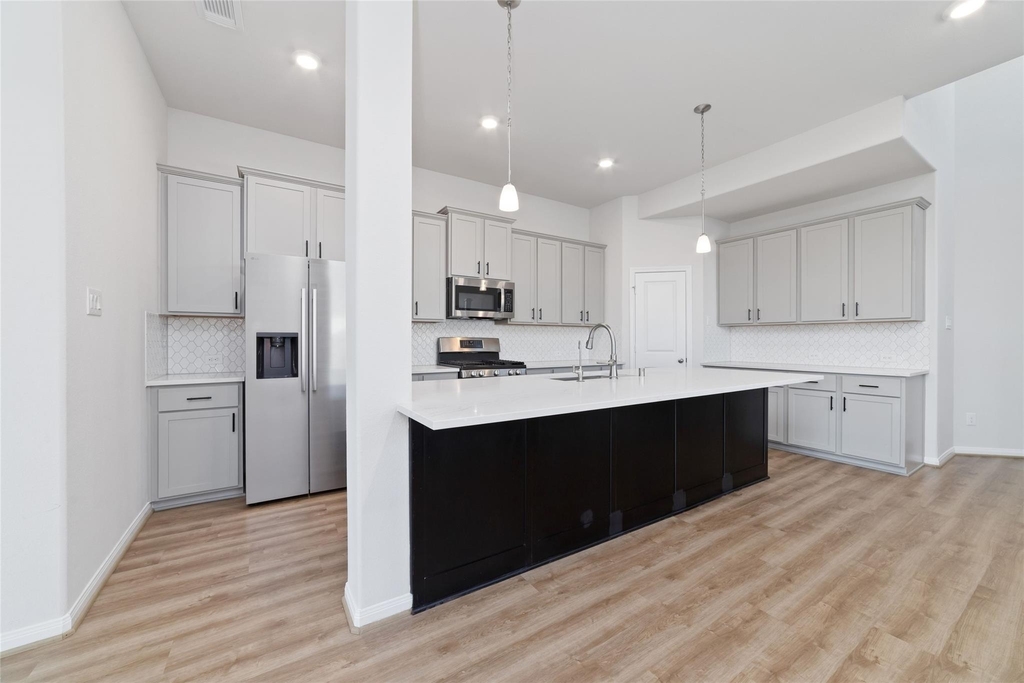 720 Lake Lacosta Drive - Photo 14