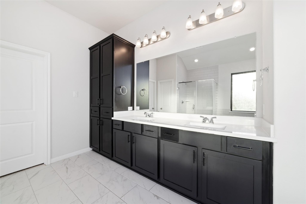 720 Lake Lacosta Drive - Photo 20