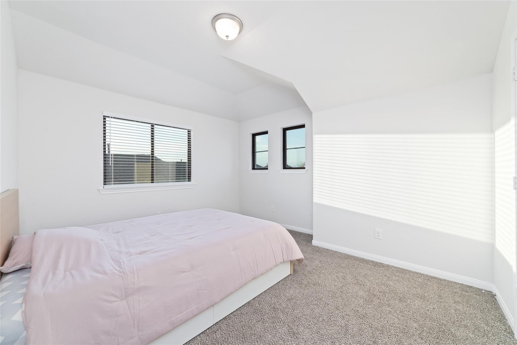 720 Lake Lacosta Drive - Photo 29