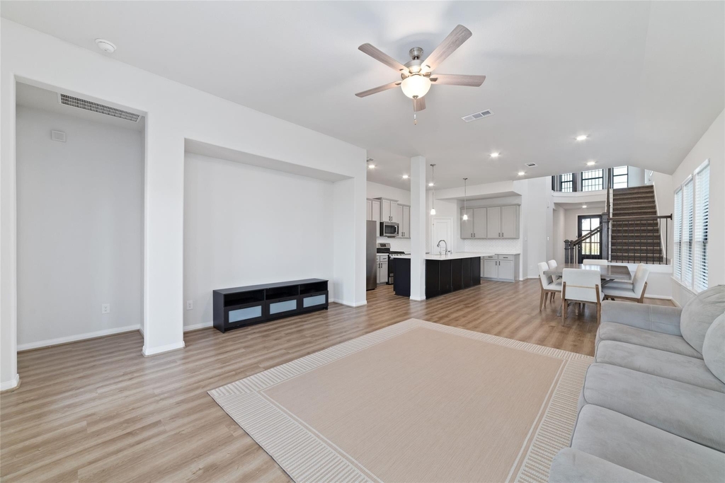 720 Lake Lacosta Drive - Photo 7