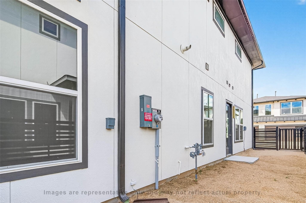 10719 Mason Rd - Photo 1
