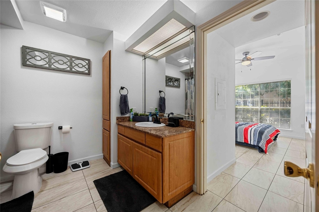 3231 Allen Parkway - Photo 9