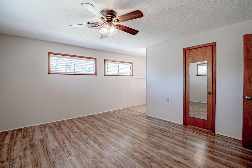 365 Fm 247 Road - Photo 11