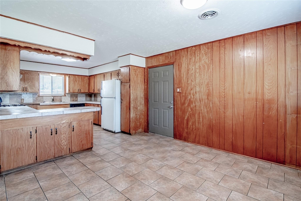 365 Fm 247 Road - Photo 5
