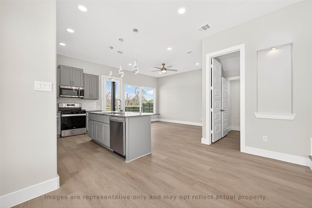 10719 Mason Rd - Photo 3