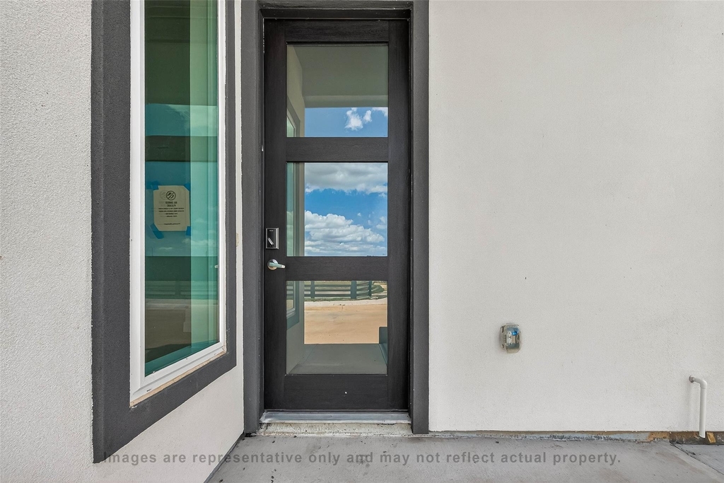 10719 Mason Rd - Photo 0